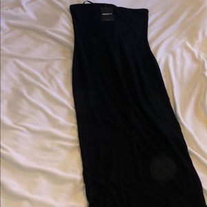 Black bodycon dress